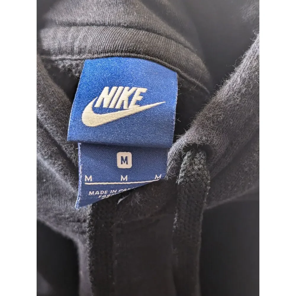 Nike Sportswear Men’s Medium Black Pullover Hoodie Embroidered Swoosh Logo